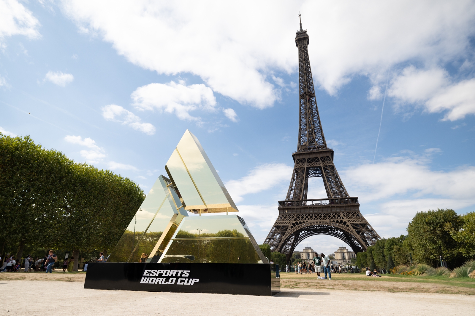 An Esports World Cup key posed in front of the Eiffel Tower, a symbol of how the tournament had become part of Paris's summer landscape. (Credit: EWC)