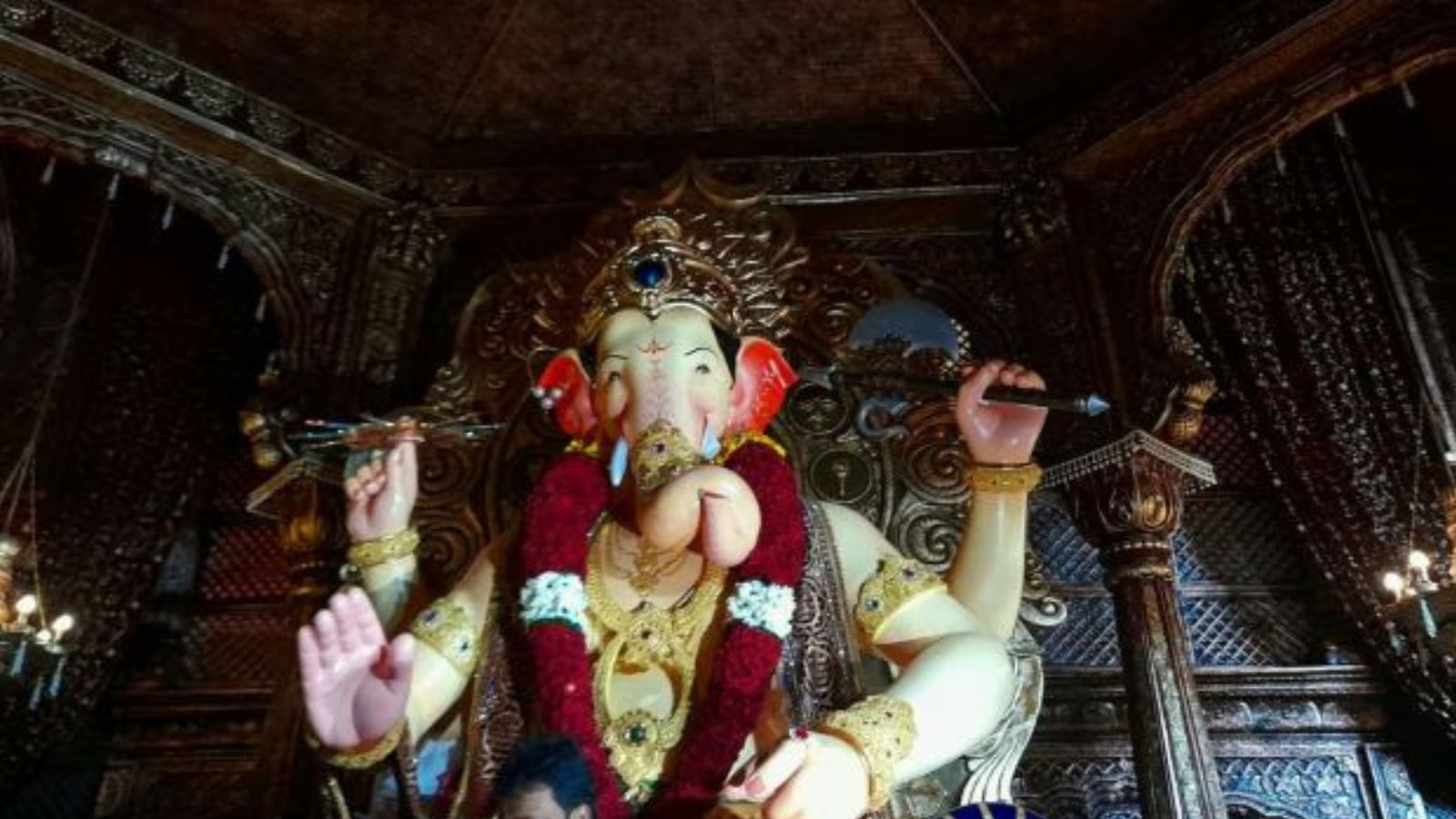 Ganpati crafted by Maharashtra prison inmates graces Pune Festival