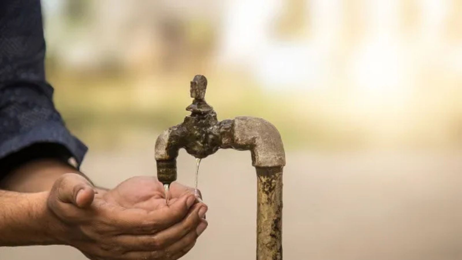 50 of 2,132 water samples found unfit in Pune railway division’s special drive 50 of 2,132 water samples found unfit in Pune railway division’s special drive