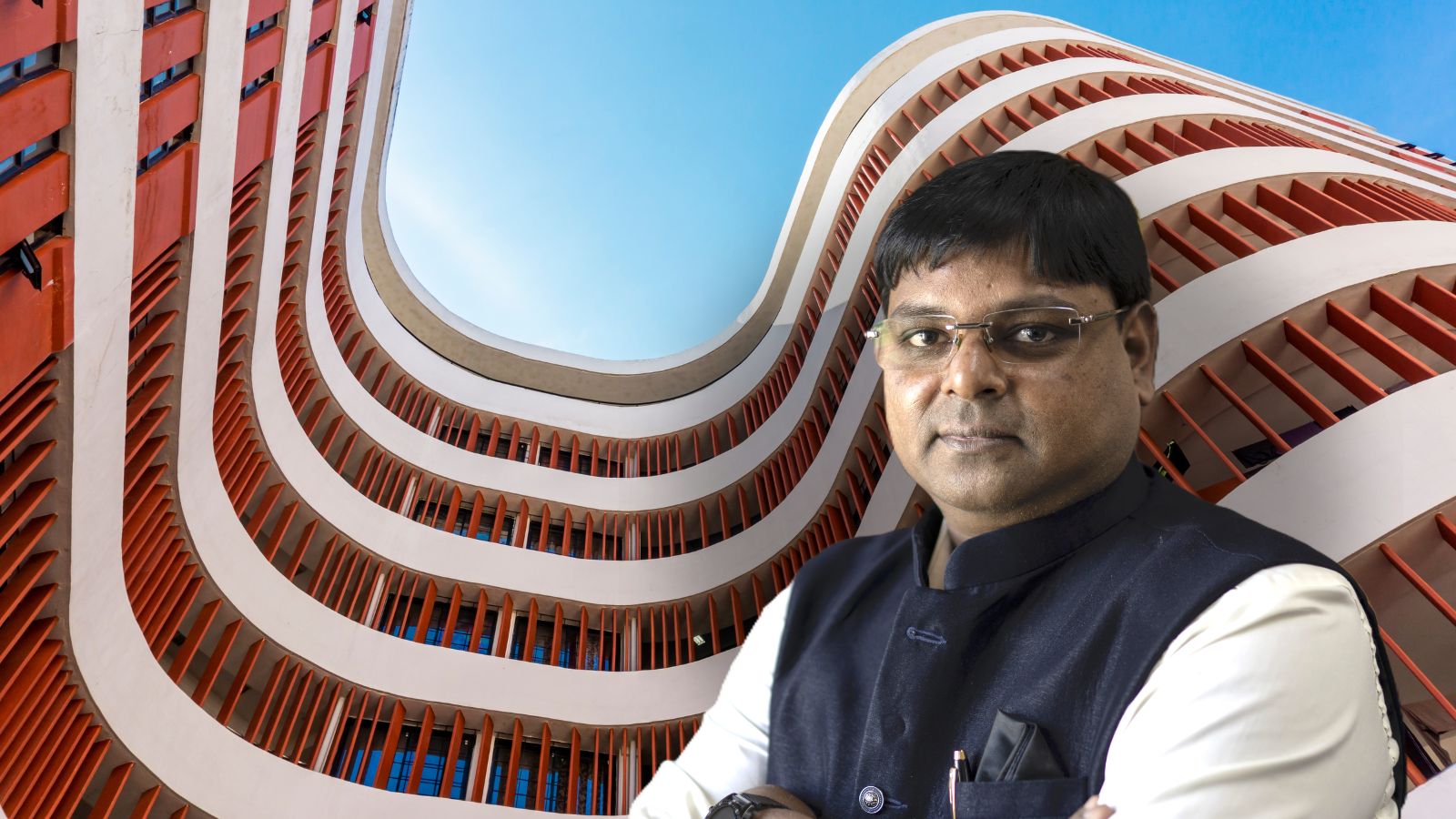IIT हैदराबाद के प्रोफेसर की गौरवशाली यात्रा: राष्ट्रीय शिक्षक पुरस्कार से सम्मानित