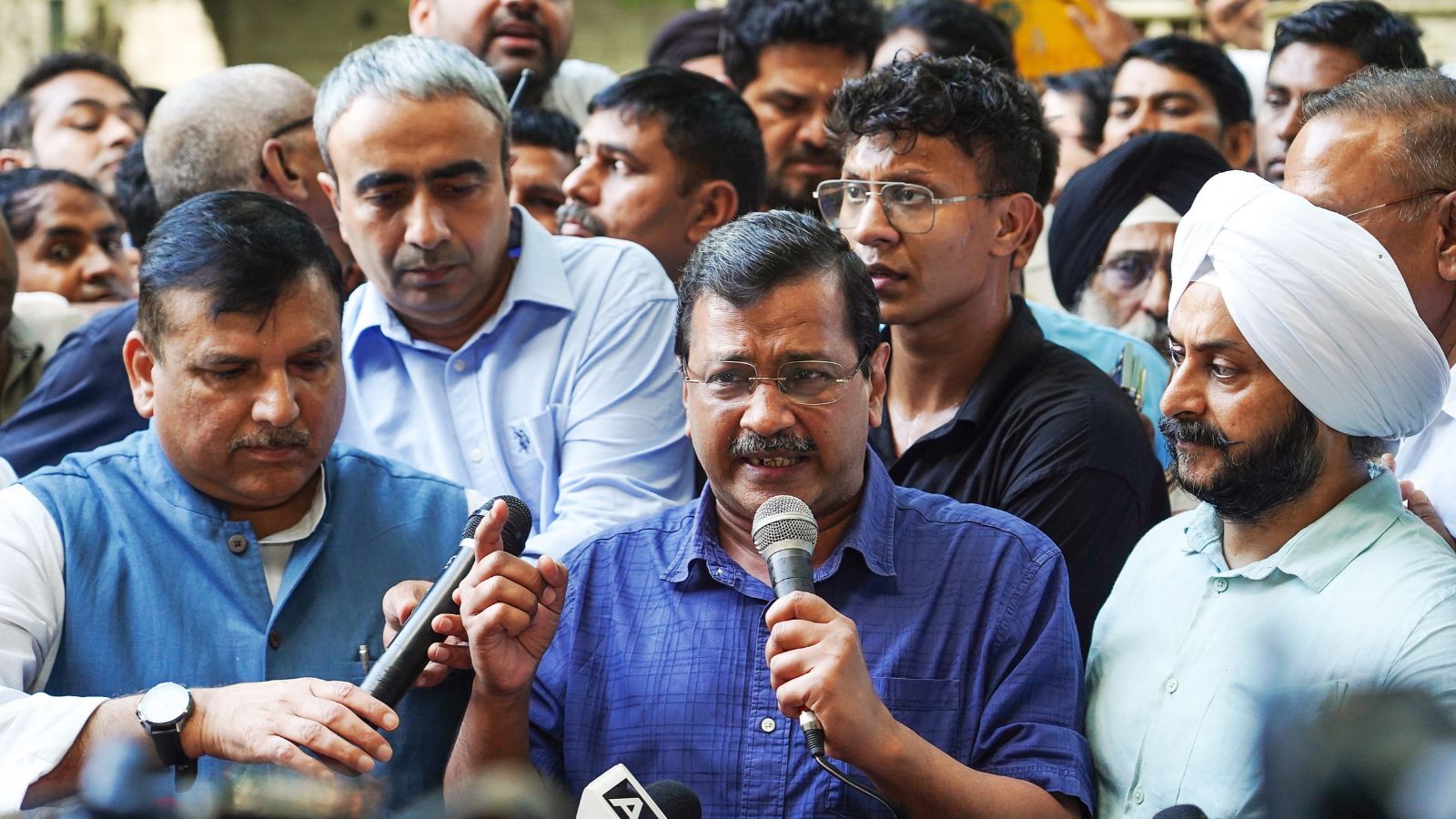 Delhi Minister slap row: Rs 15-crore road repair project at centre of controversy – national Delhi Minister slap row: Rs 15-crore road repair project at centre of controversy – national