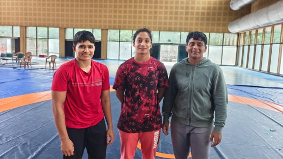 Ahilya Shinde (55 kg), Vaishnavi Patil (65 kg) and Amruta Pujari (72 kg) (Express Photo)