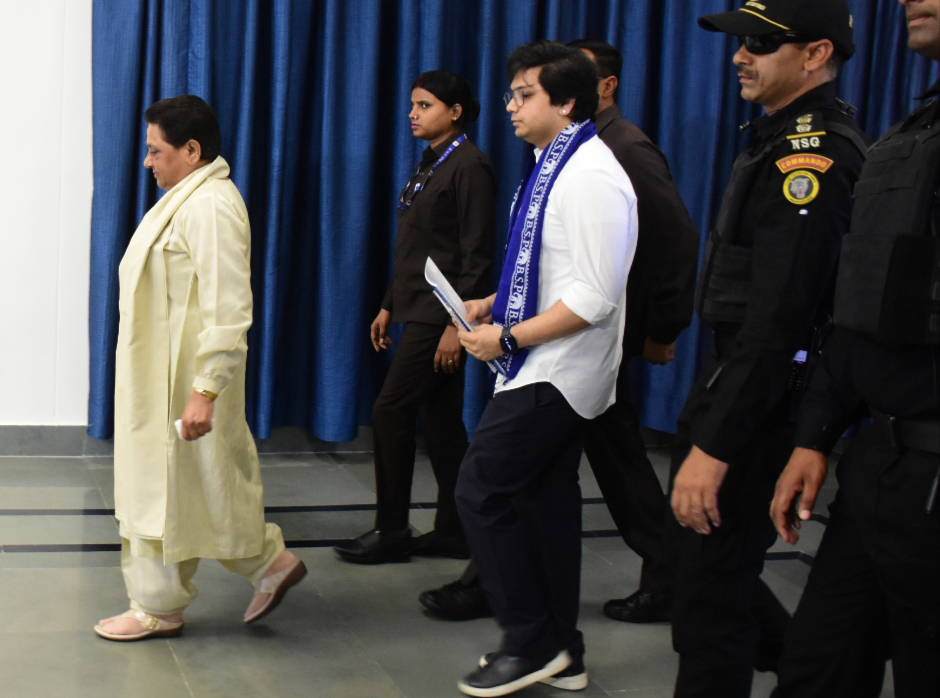 NDA ally to opposition: Parties woo Akash Anand, eyeing BSP vote base – politics NDA ally to opposition: Parties woo Akash Anand, eyeing BSP vote base – politics