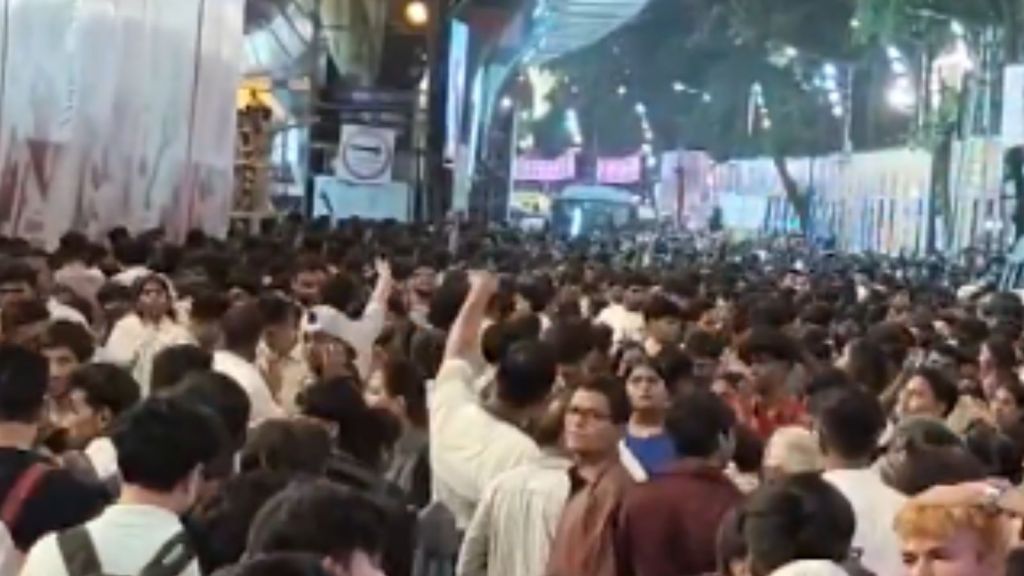 Two people were killed and several injured in an electrocution incident near a Ganapati pandal in Mumbai’s Lalbaug.