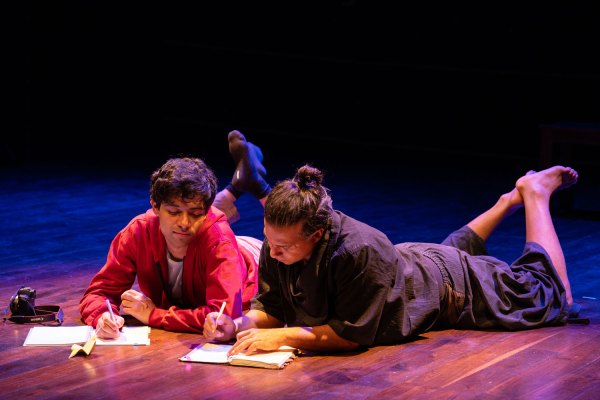 Stein Auditorium at India Habitat Centre, India Habitat Centre, Shakespearean actor loses his grip on memory, Dancing With Dad, National School of Drama, Delhi, delhi news, India news, Indian express, current affairs