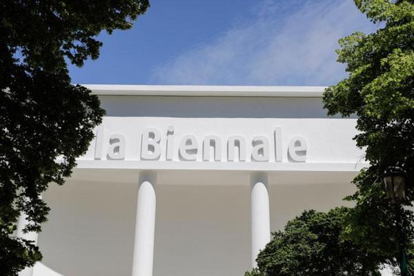 The entrance to the Central Pavilion, in the Biennale Garden (Credits: La Biennale di Venezia)