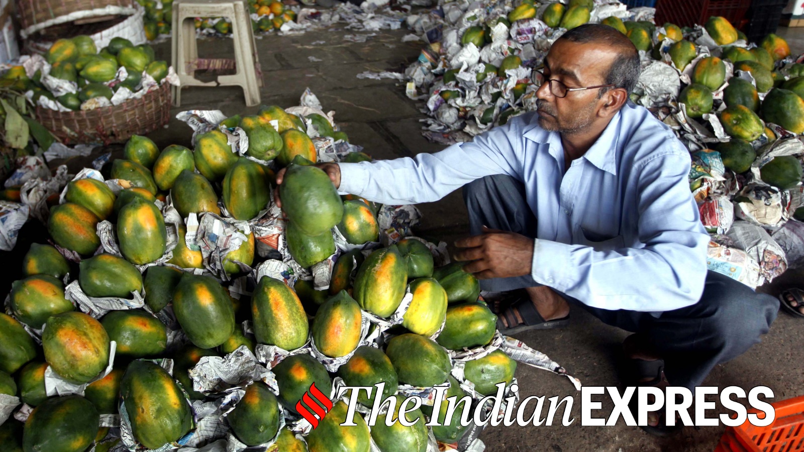 Uniformly Yellow Papayas Are Not Necessarily Chemically Ripened