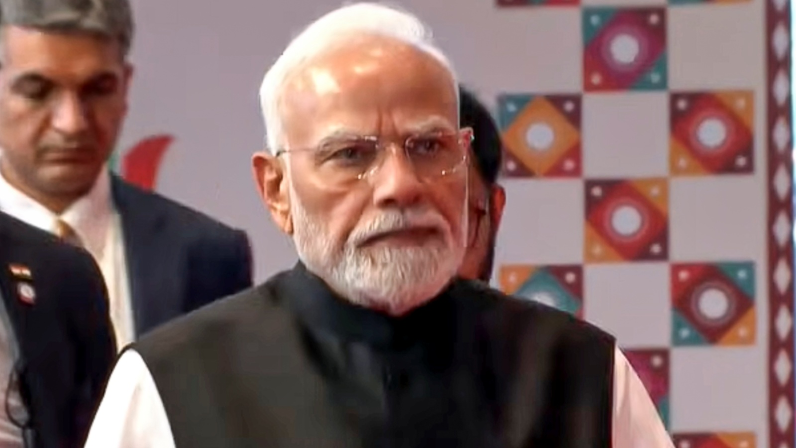 दिल्ली कॉन्फिडेंशियल: पीएम मोदी के 25 वर्ष पूरे होने पर भाजपा का स्वच्छता अभियान और ईडी को मिला हिंदी सम्मान