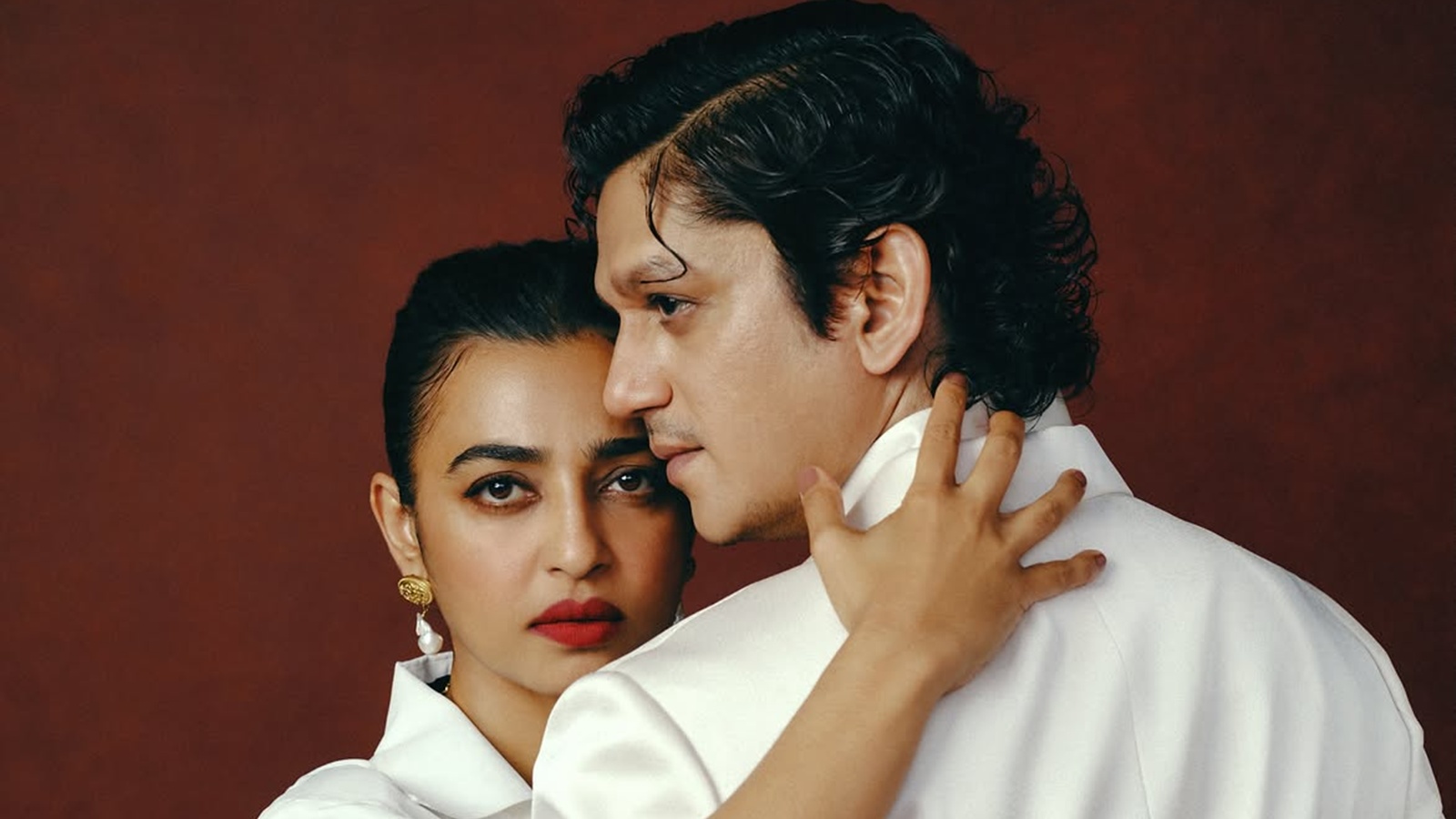 Radhika Apte talks about male vulnerability while filming intimacy