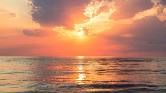 A sunset can evoke awe, and research on awe has linked the emotion with changes in stress, attention and wellbeing