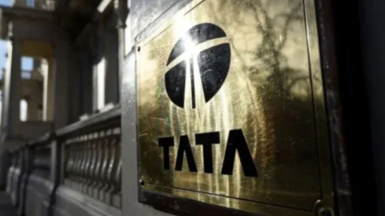 Shapoor Mistry backs RBI decision on Tata Sons Shapoor Mistry backs RBI decision on Tata Sons