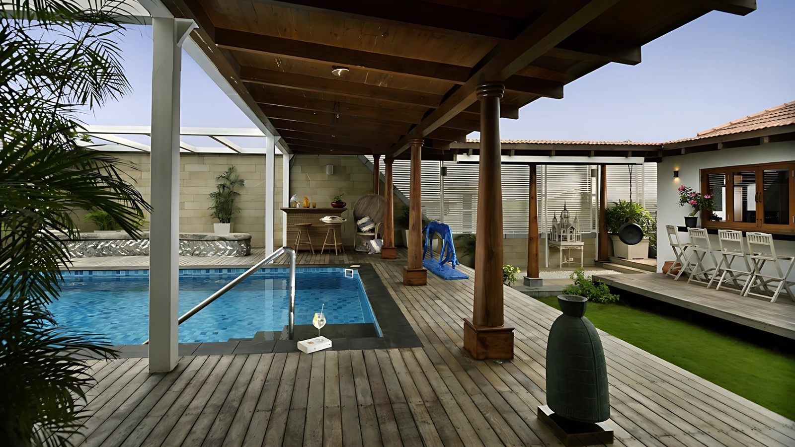 Terrace pool