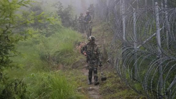 Top Lashkar commander killed, Top Lashkar commander killed in J&K encounter, Lashkar commander killed in encounter, Srinagar, Lashkar-e-Taiba, Hashim Musa, Hashim Musa killed, Indian express news, current affairs