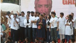 CJP’s Abhijeet Dipke began by addressing the crowd gathered and praised the Mumbai Police while criticising the Delhi Police
