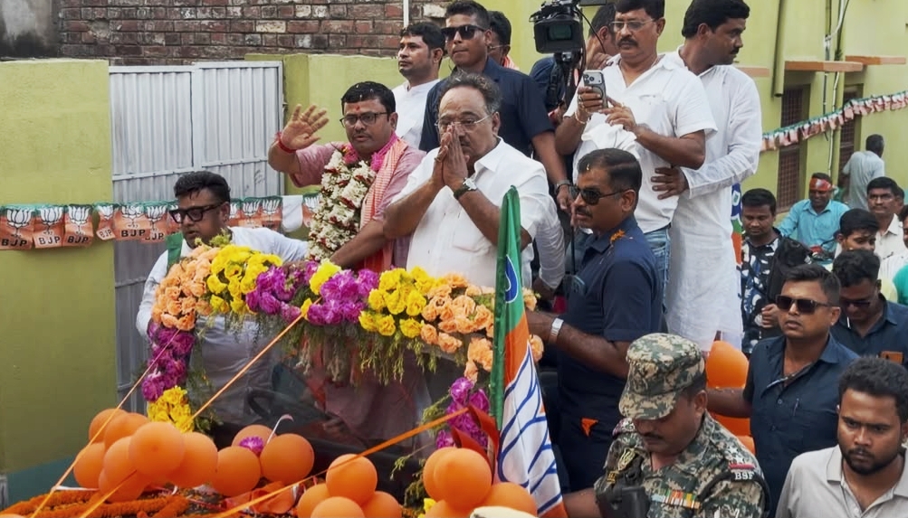 BJP Bengal president Samik Bhattacharya, Samik Bhattacharya, BJP shifts tack to development in Bengal bypoll, Bengal bypoll, Rejinagar, Suvendu Adhikari, Kolkata news, WEst Bengal news, Indian express, current affairs