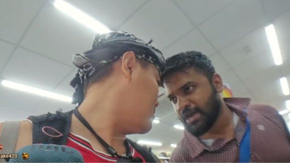 Indian man slaps Kick Streamer Vietnam video
