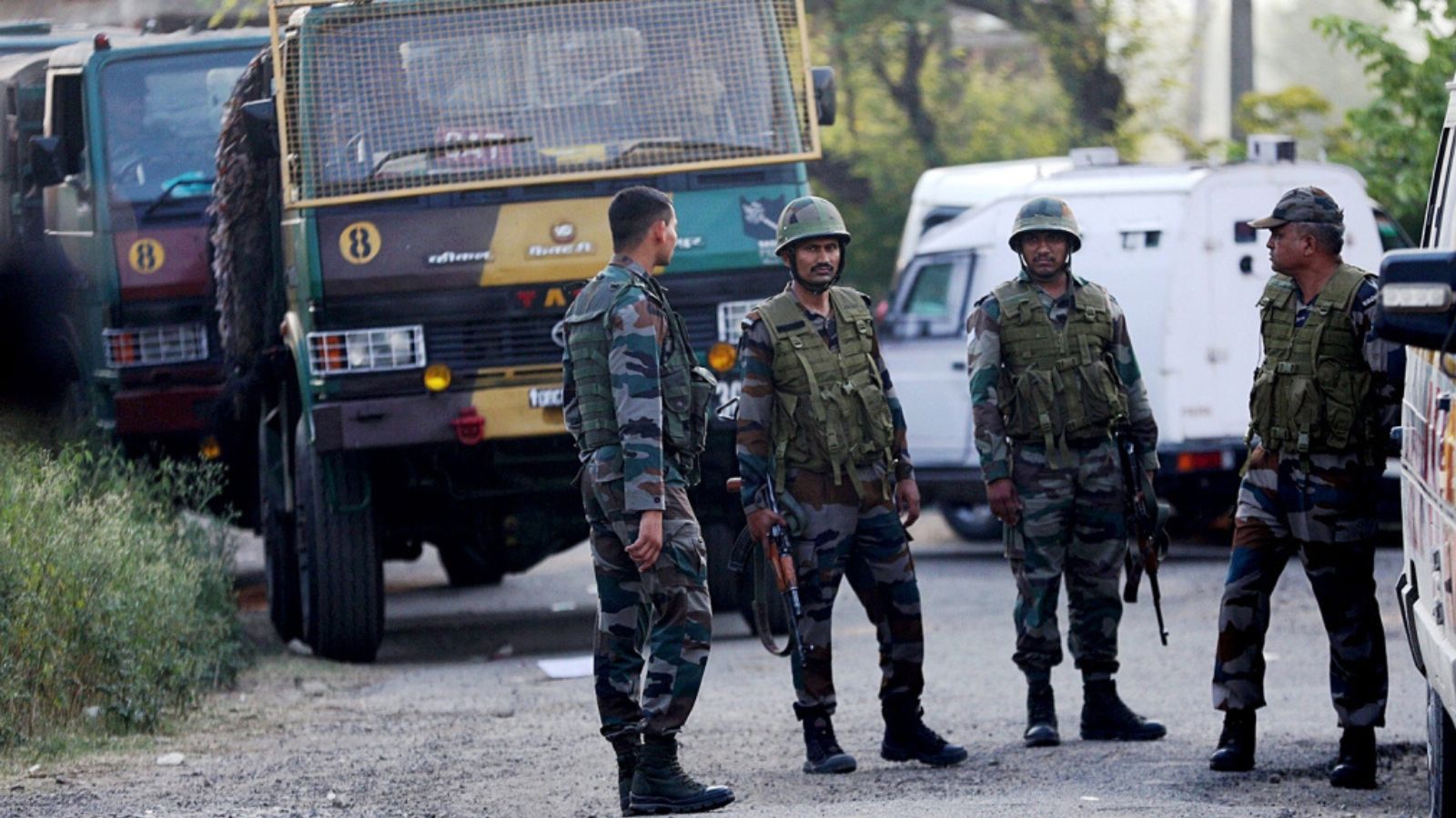 Jammu and Kashmir Deport 150 Illegal Bangladeshi Nationals to West Bengal