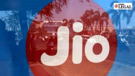 Delhi High Court, Jio trademark infringement, Reliance Industries Limited, Justice Purushaindra Kumar Kaurav, rogue website test, Jio Lottery scam, domain registrars website suspension, Google Blogger webpage takedown, trademark infringement India, deceptively similar marks