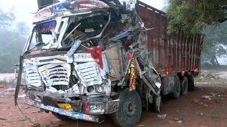 15 killed as truck ploughs into devotees near Gwalior temple