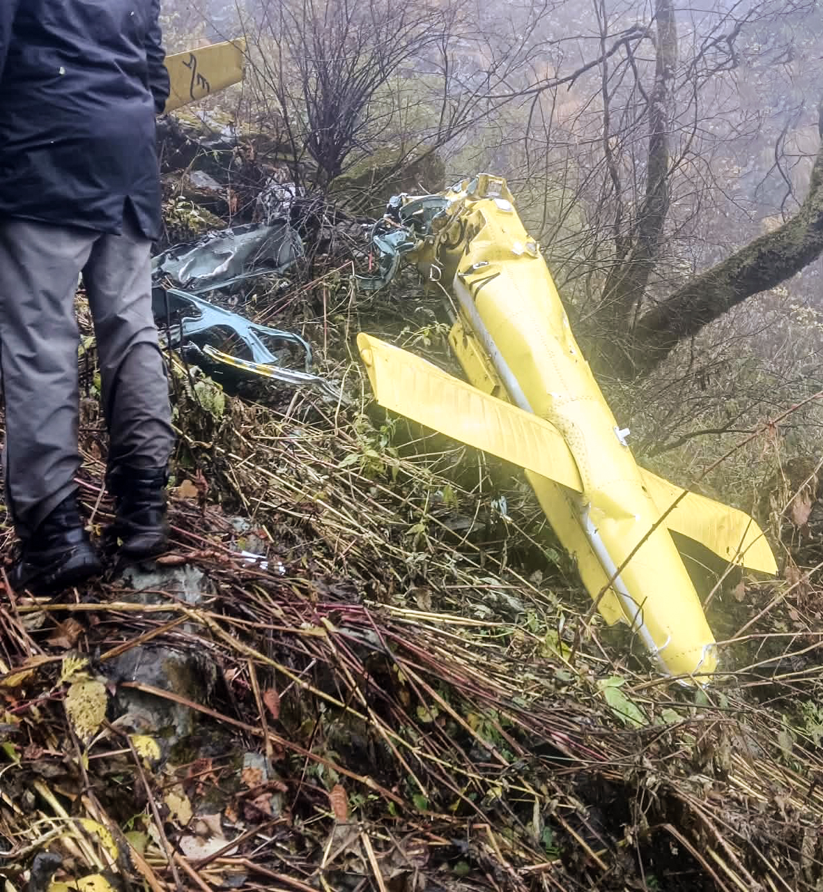 Uttarakhand helicopter crash, pilgrims killed in Uttarakhand helicopter crash, Trans Bharat Aviation, Dehradun, pilgrims killed as helicopter returning from Badrinath crashes, pilgrims killed in helicopter crash, Indian express news, current affairs