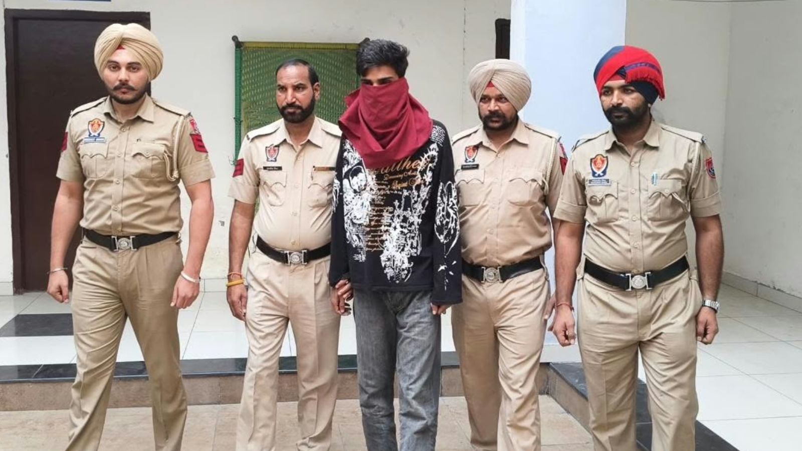 โNo hate crime angleโ: Punjab Police as 1 held in Kashmir bus stoning