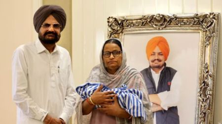 Sidhu Moosewala Parents Baby