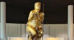 Trump naked statue in Europe