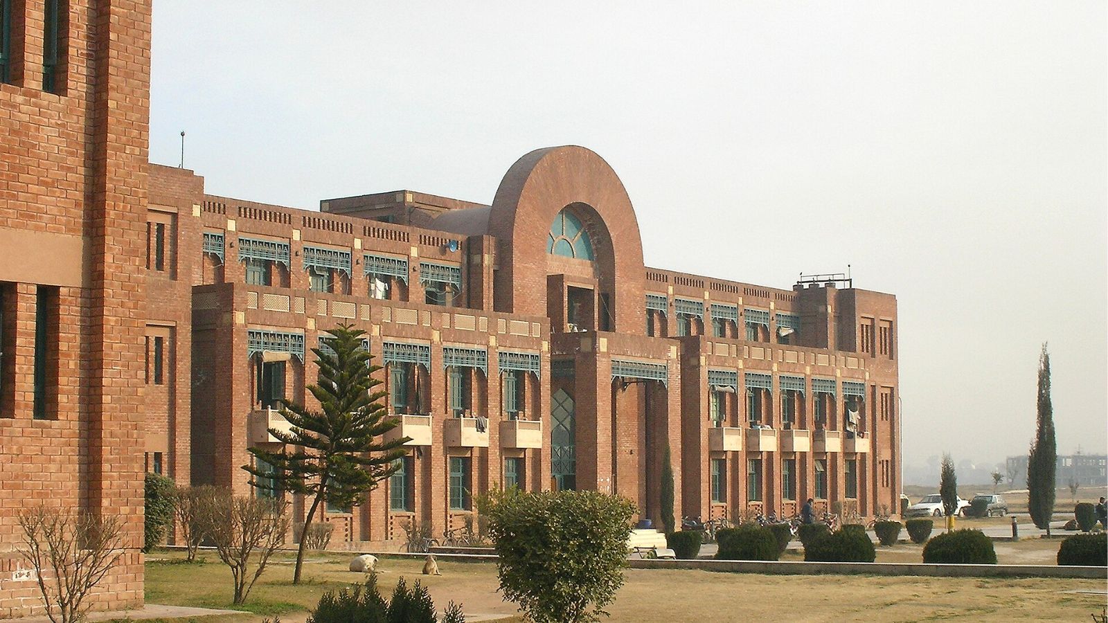 Pakistani Physics Gold Medallist Dies by Suicide Amid Education Admission Scam