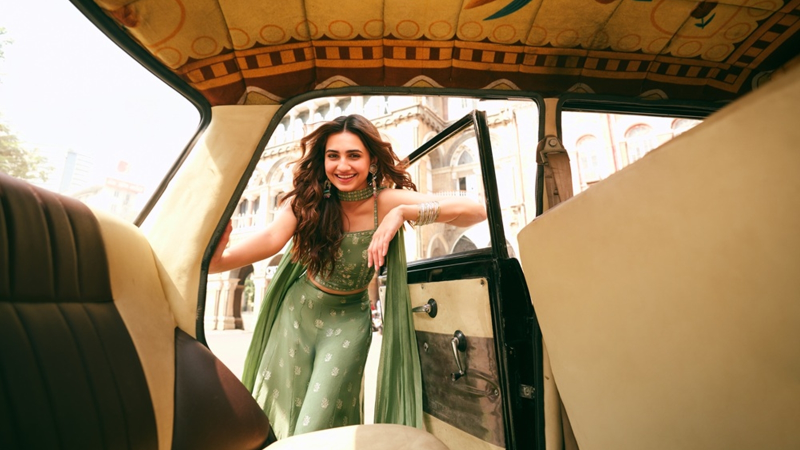 indianexpress.com - Shweta Sharma - Weight training, Pilates and 40,000 steps on holiday: Vedika Pinto shares her fitness routine