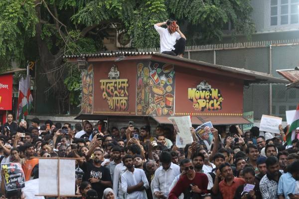 he Cockroach Janta Party (CJP) led the protests in Mumbai’s Shivaji Park