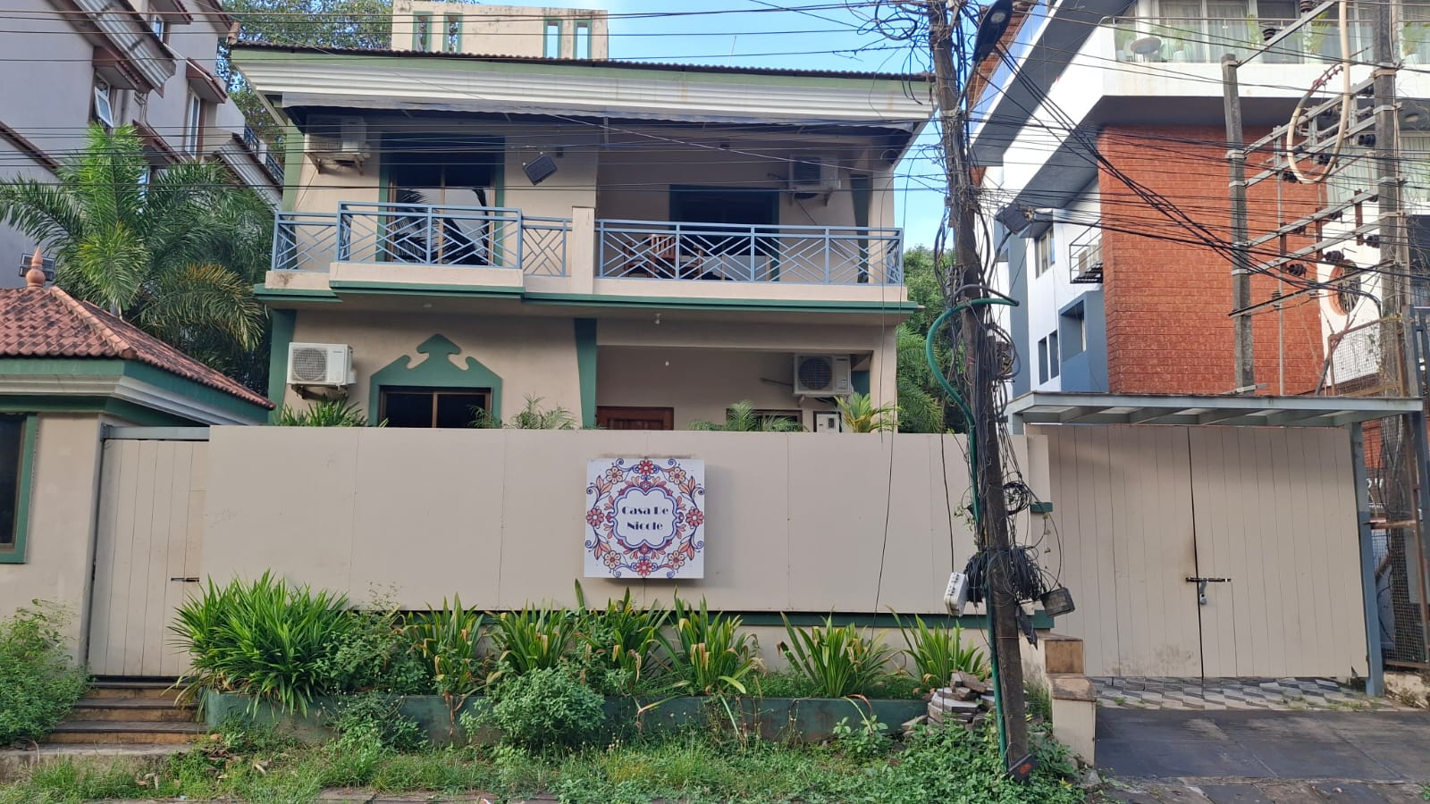 Casa De Nicole was raided by a team of the Mumbai Police’s Crime Branch on August 4, 2026
