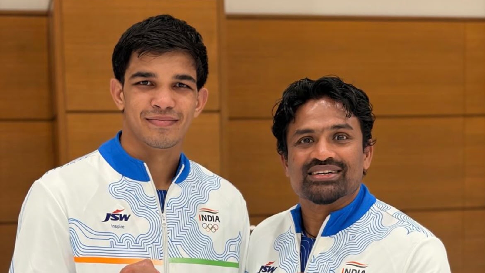 Ankush Panghal with head coach CA Kutappa. (Pic via Special arrangement)