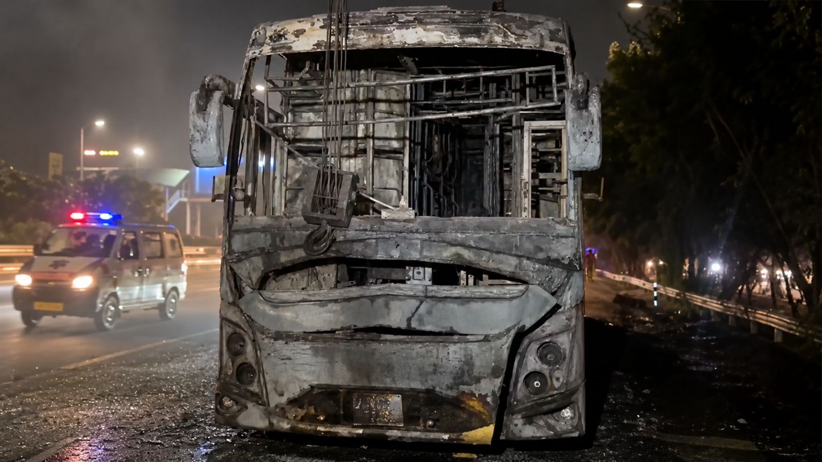 India News Live Updates, 7 October 2026: Delhi-Samastipur bus catches fire in Greater Noida, 32 evacuated