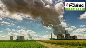 India’s Union Budget 2026 has earmarked Rs 20,000 crore for CCUS technologies over the next five years with the goal of achieving industrial growth while meeting net-zero targets. (Magnific)