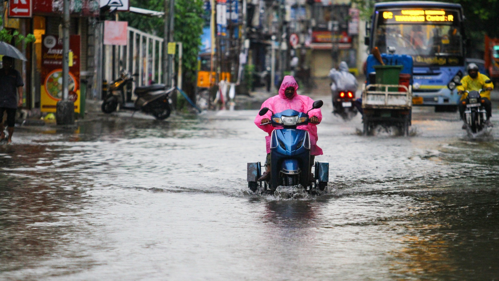 IMD issues orange, yellow warnings as heavy rains lash Kerala and Tamil Nadu