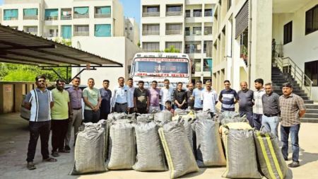 The truck driver, Bhairaram Ramaram Tarad, a resident of Barmer, Rajasthan, was found with the seized contraband.