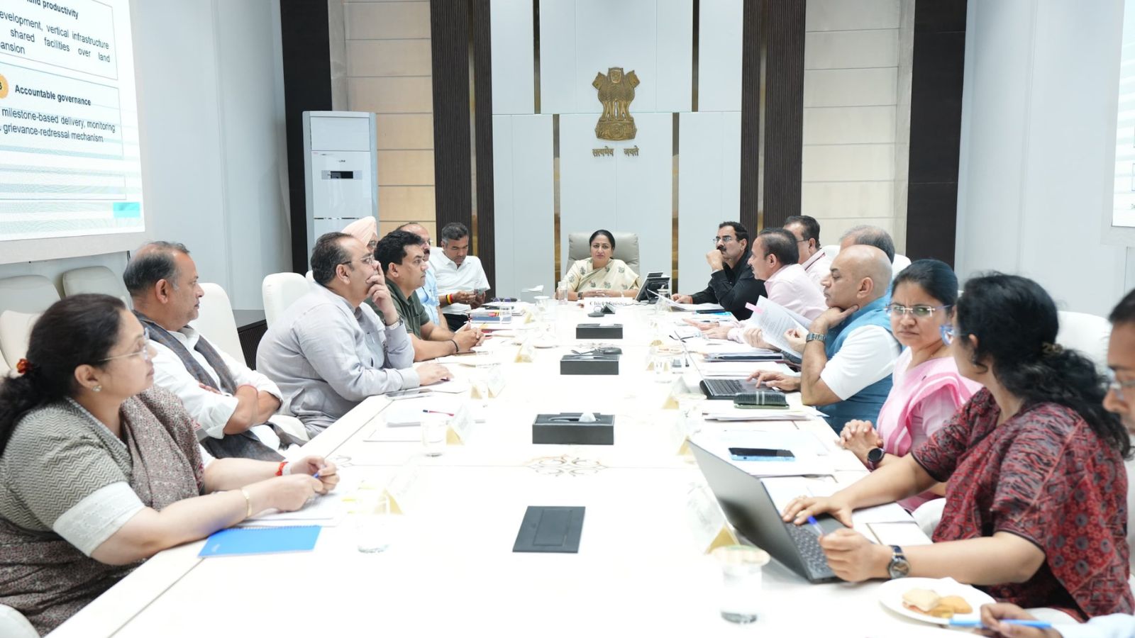 indianexpress.com - Express News Service - Delhi cabinet clears Rs 1,000 crore for industrial development push