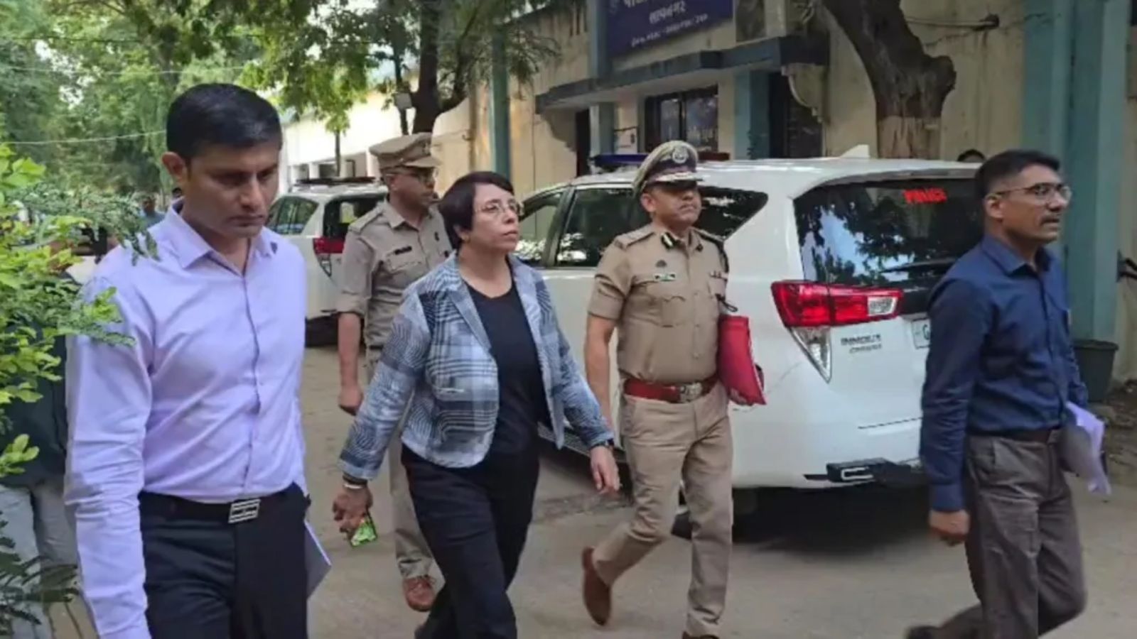 Gujarat hooch tragedy ‘co-mastermind’ arrested from Rajasthan – national Gujarat hooch tragedy ‘co-mastermind’ arrested from Rajasthan – national
