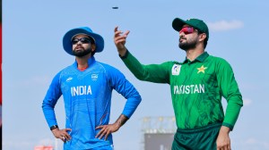 No handshake at toss as India opt to bat in Asian Games final against Pakistan