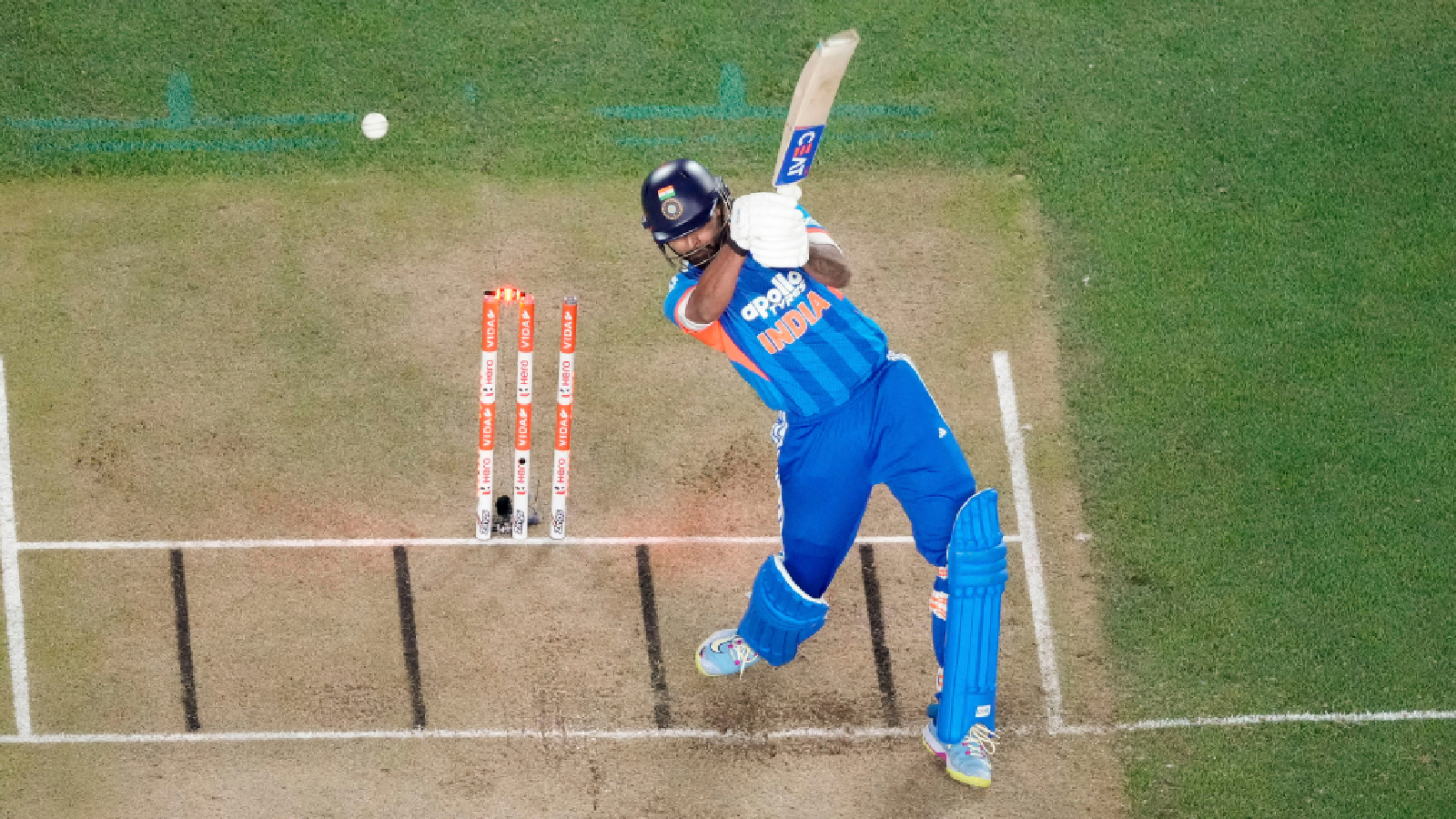 India suffer second-biggest T20I defeat as NZ avoid series whitewash