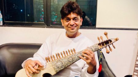 Jaipur singer Javed Khan cancels garba performance
