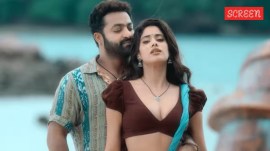 Vijay Deverakonda, Chiranjeevi, Khushbu and others slam Janhvi Kapoor deepfake video