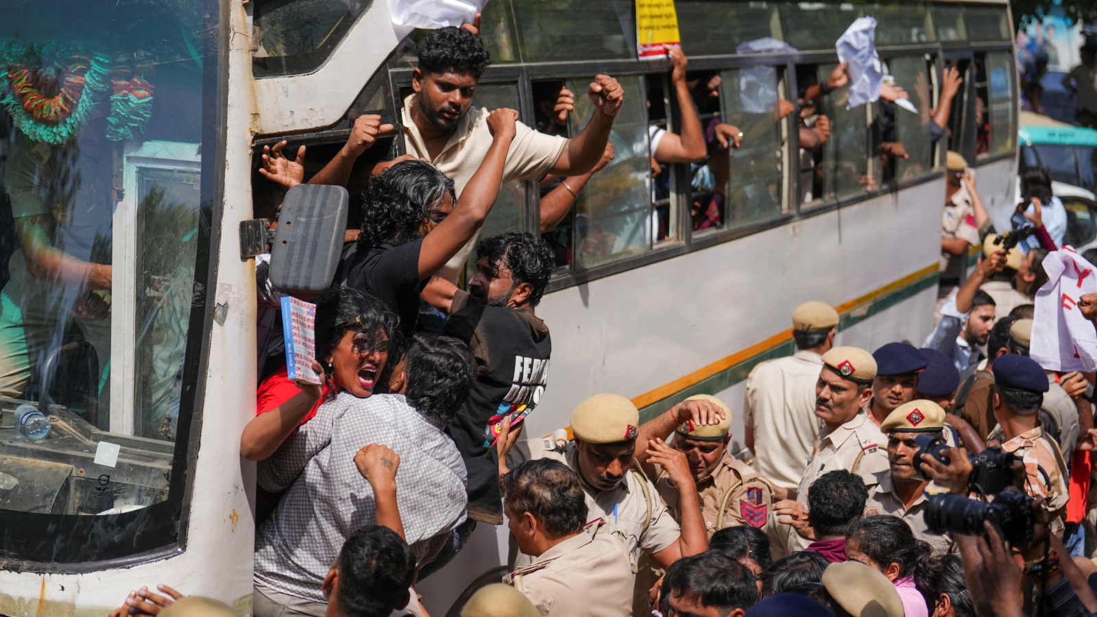 Ex-CM Atishi, activist Yogendra Yadav among 500 detained at Delhi EC protest – national Ex-CM Atishi, activist Yogendra Yadav among 500 detained at Delhi EC protest – national