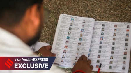 Election officials on the ground across states have been reporting difficulties in persuading voters to use Form 6 to get back on the electoral roll. (File)