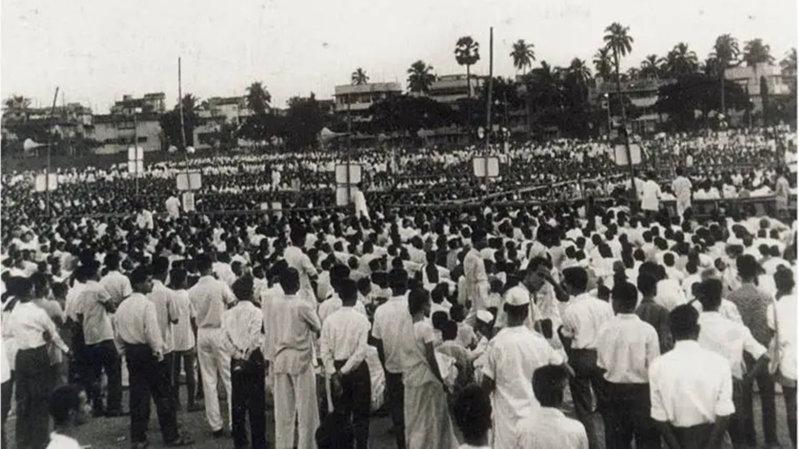 It began with a tiffin box. 60 years on, two Senas fight over Bal Thackeray’s rally