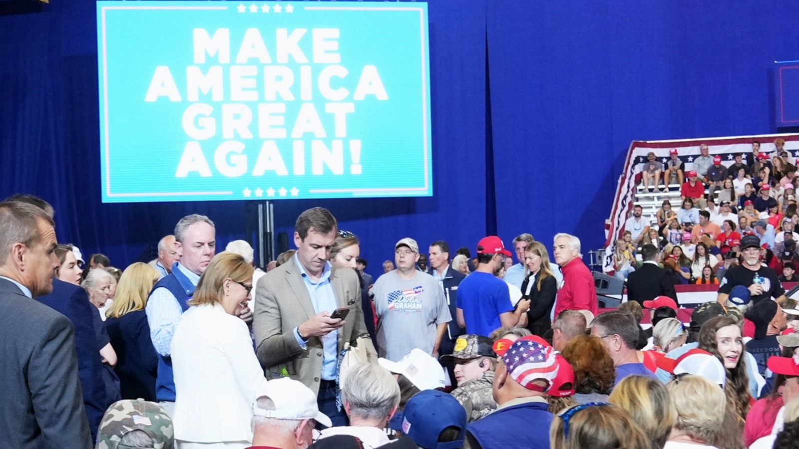 Inflation, jobs, and healthcare: What are Americans voting on in 2026?